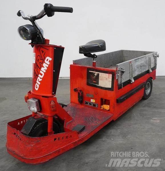 Pefra EFW508 Schlepper