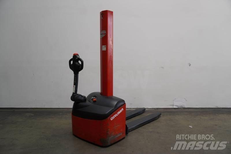 Stacky 10S16 Selbstfahrstapler