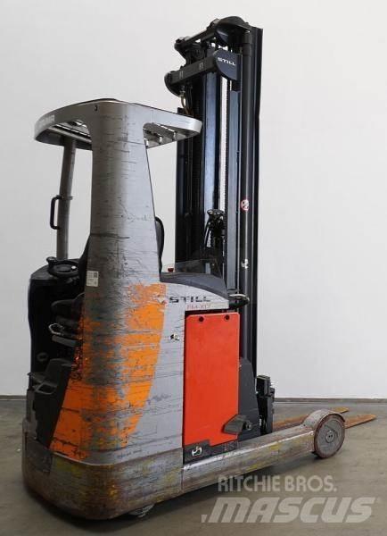 Still FM-X17 Schubmaststapler