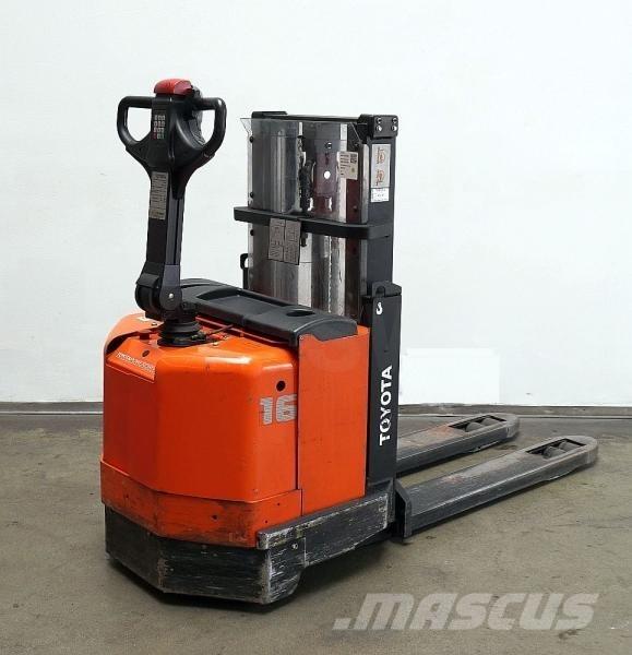Toyota 7SM Selbstfahrstapler