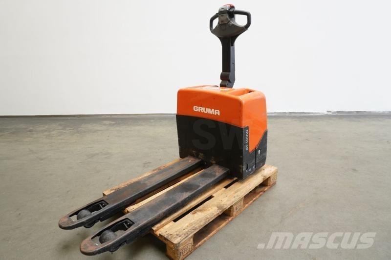 Toyota LWE130 Niedergabelstapler