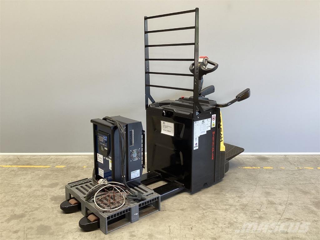 Hyster P2.0S Deichselstapler