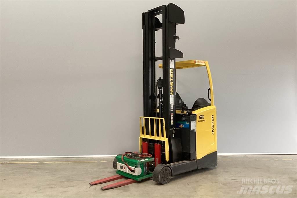 Hyster R1.4 Schubmaststapler