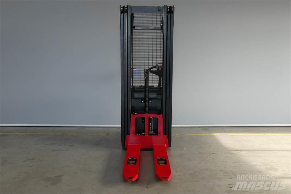 Hyster S1.6il Deichselstapler