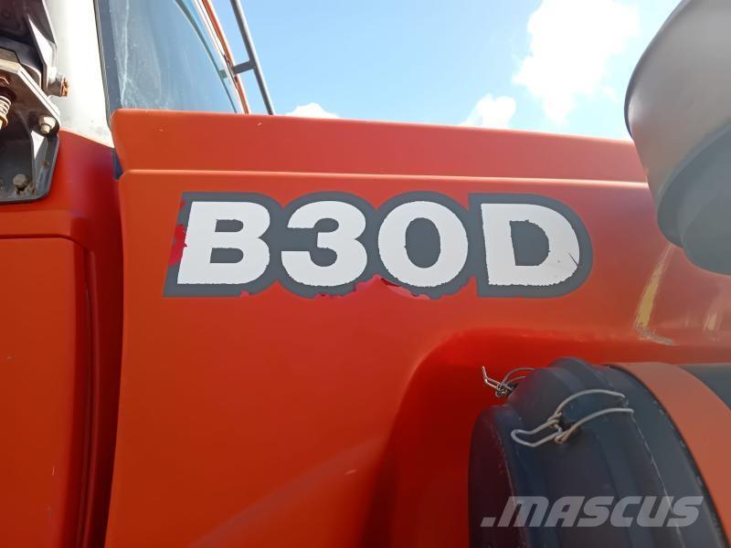 Bell B30D Dumper - Knickgelenk