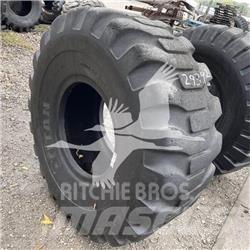 Titan 23.5x25 Reifen