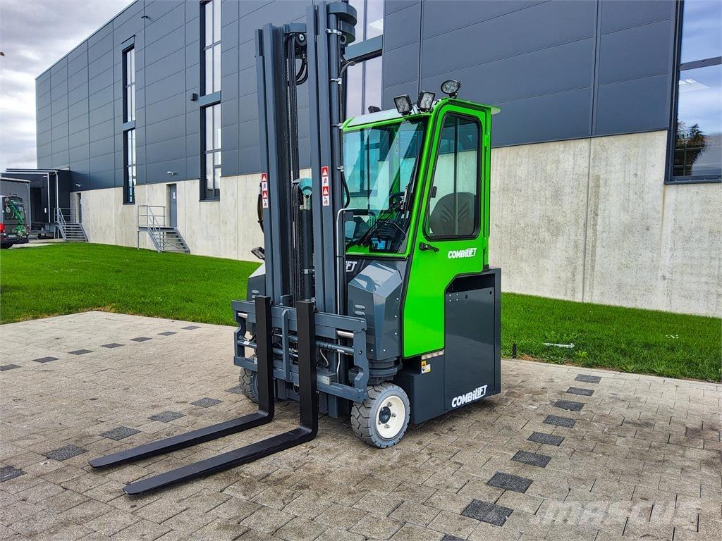 Combilift CBE 3000 Vierwegestapler