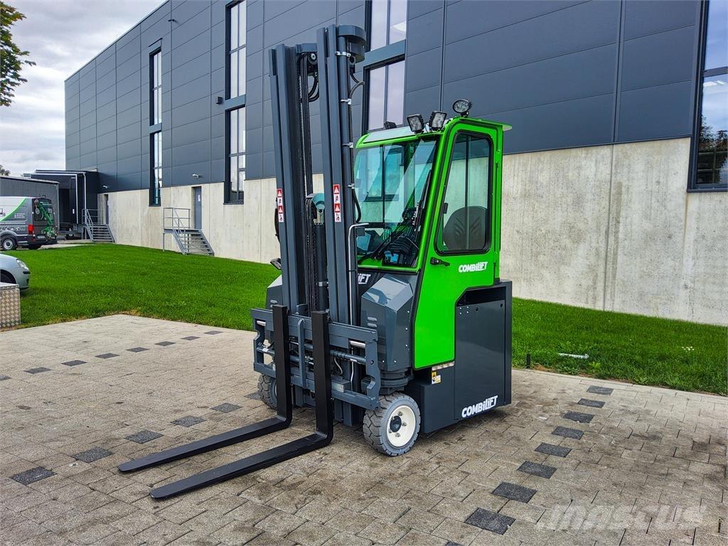Combilift CBE 3000 Vierwegestapler