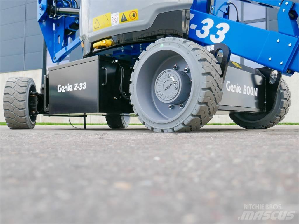 Genie Z-33/18 Gelenkteleskoparbeitsbühnen