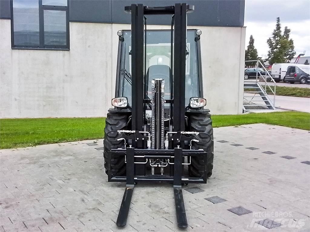 Manitou MC 25-4 Geländestapler