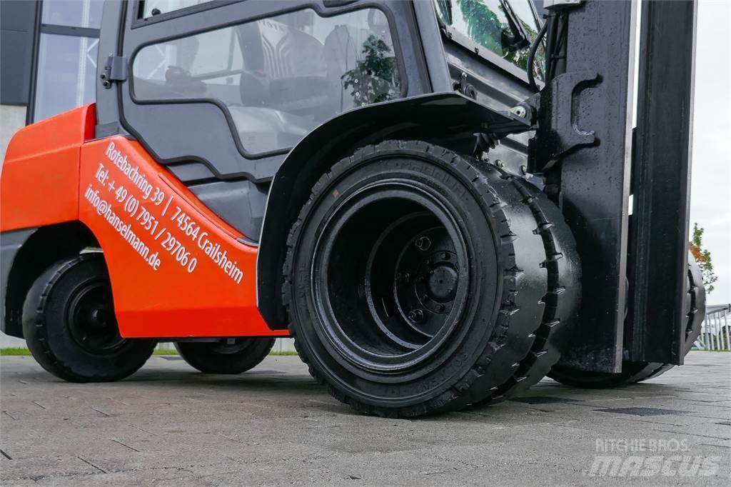 Toyota 52-8FDJF35 Dieselstapler
