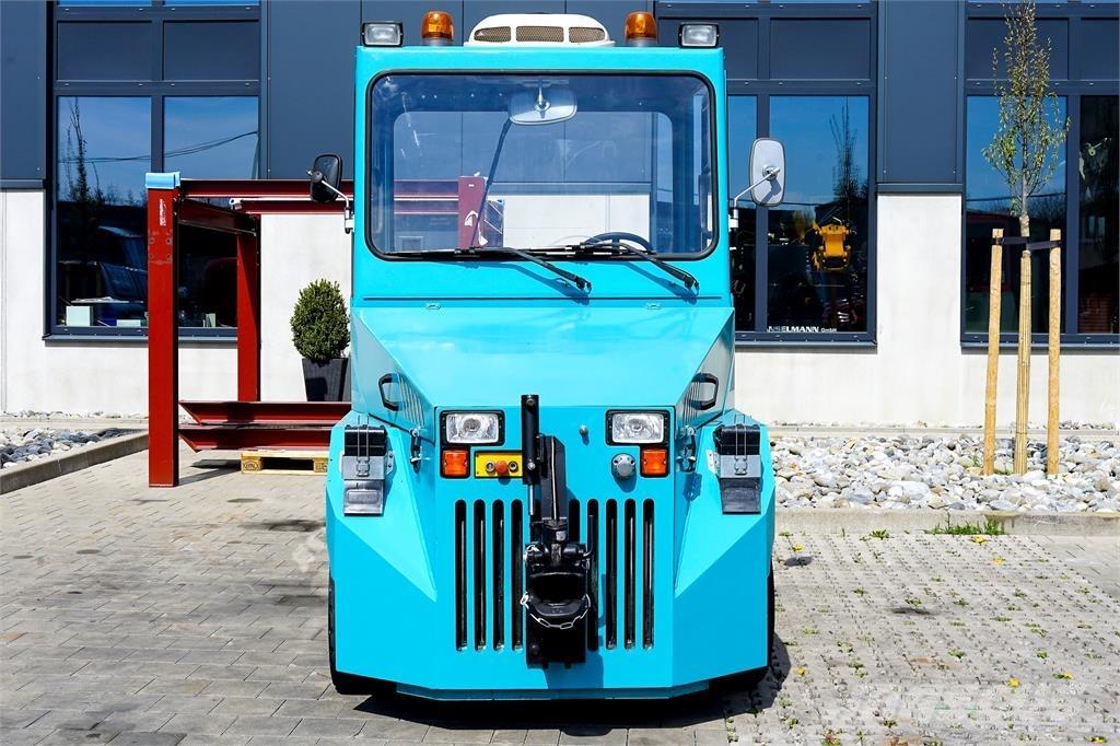 Volk TFZ30H Schlepper