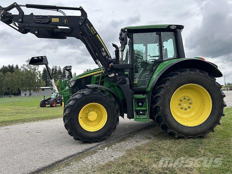 John Deere 6120M Traktoren