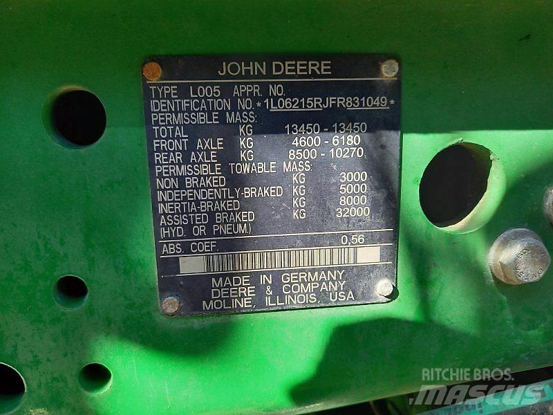 John Deere 6215R Traktoren