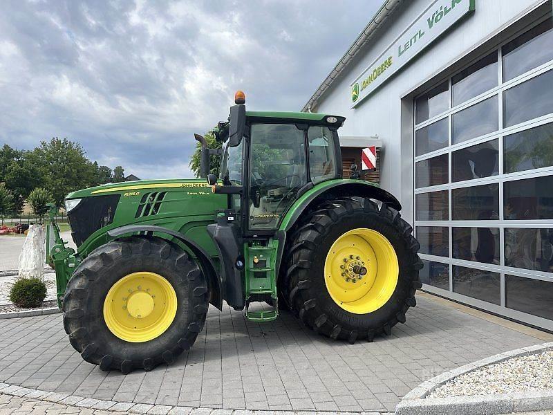 John Deere 6250R Traktoren