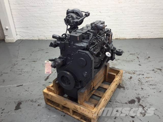 Komatsu SAA6D102 Motoren