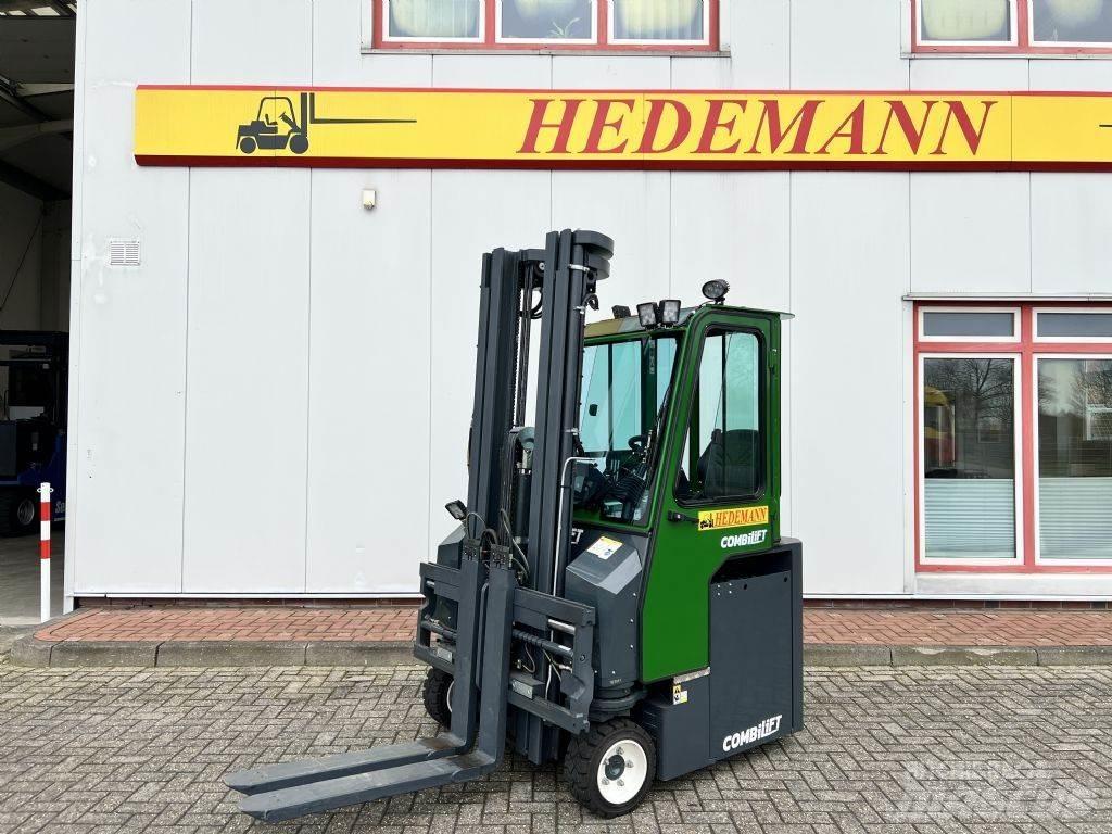 Combilift CBE 3000 Seitenstapler
