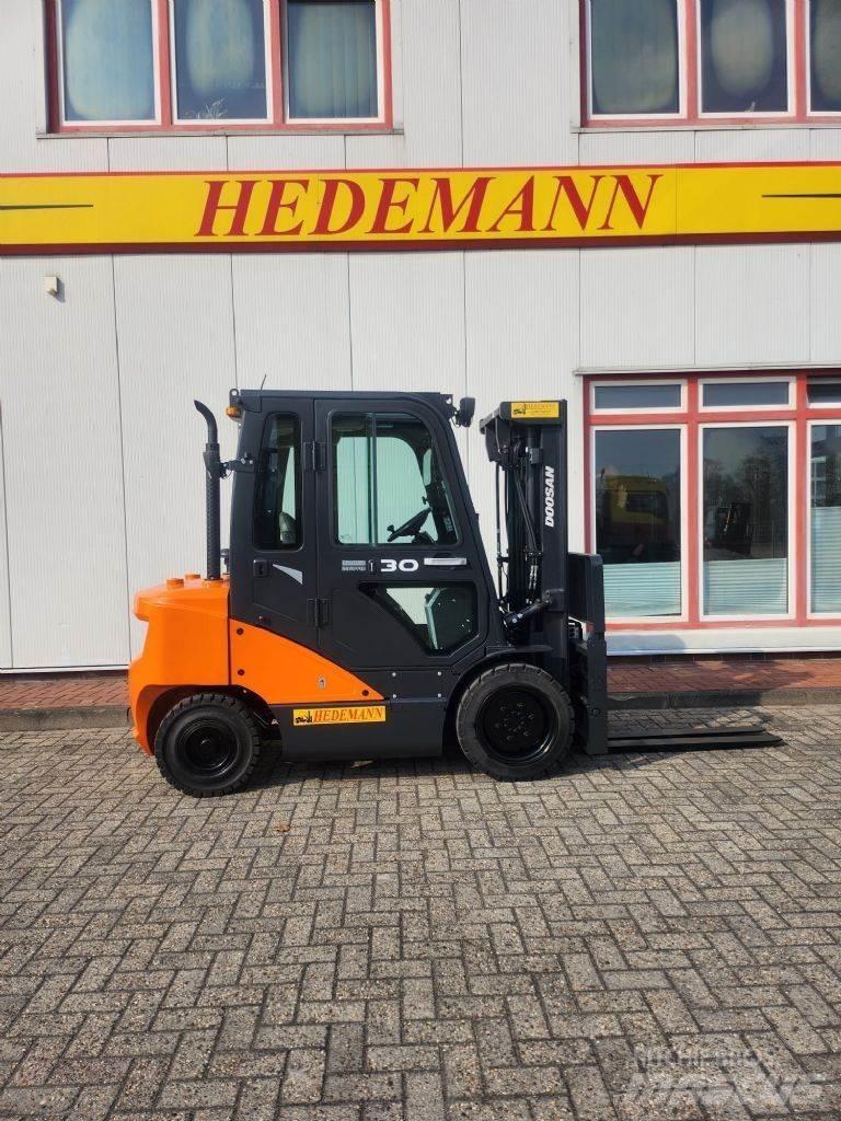 Doosan D30S-7 Dieselstapler
