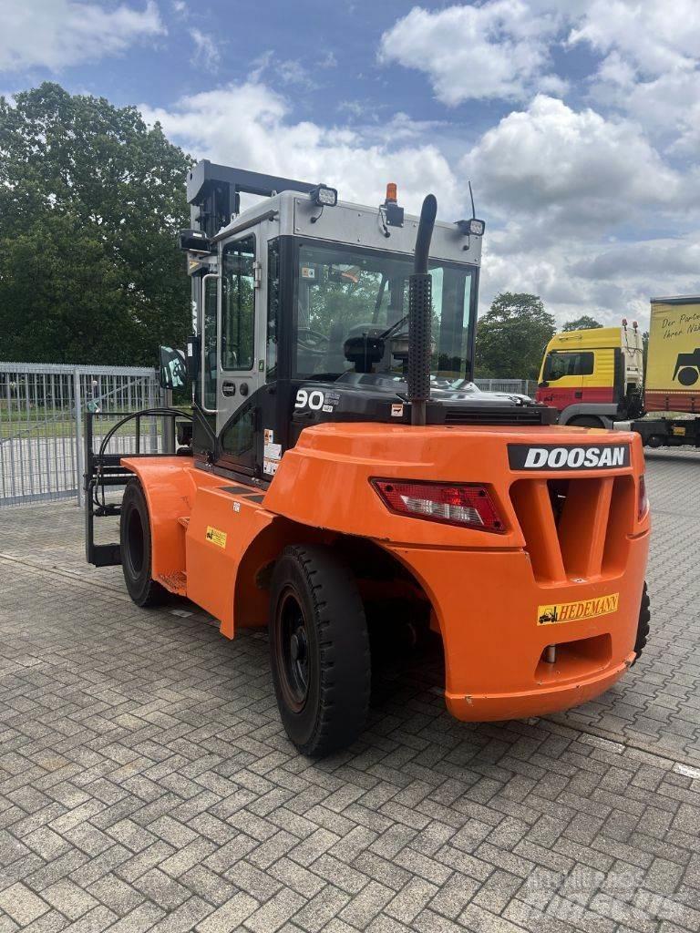 Doosan D90S-7 Dieselstapler