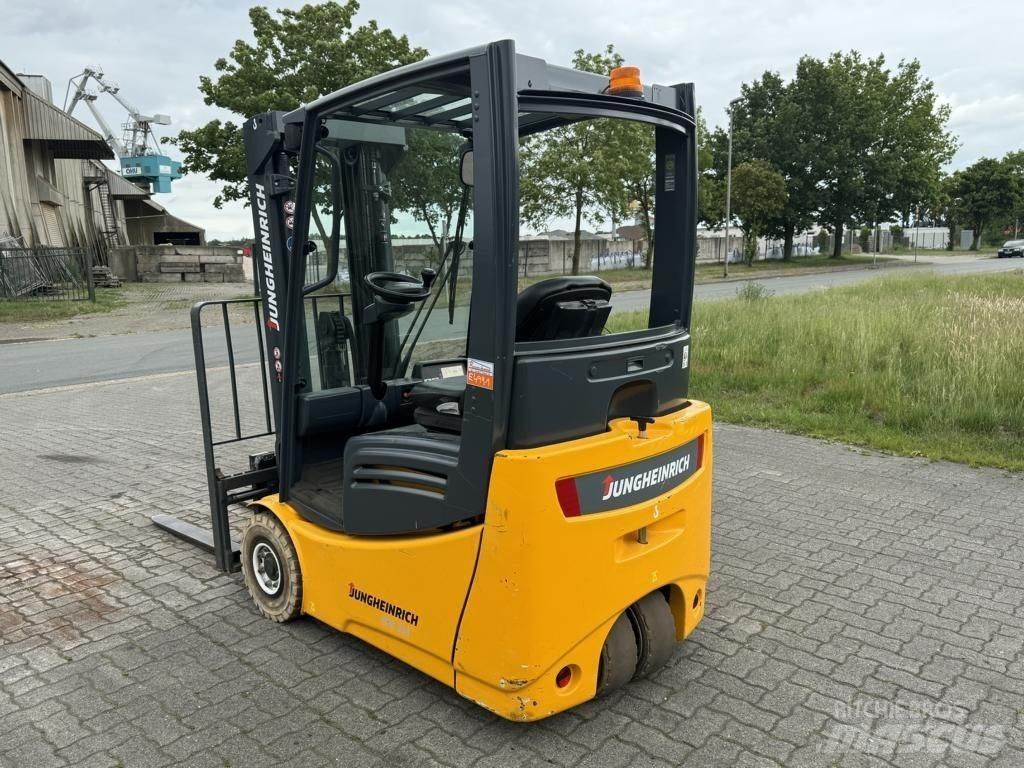 Jungheinrich EFG213 Elektrostapler