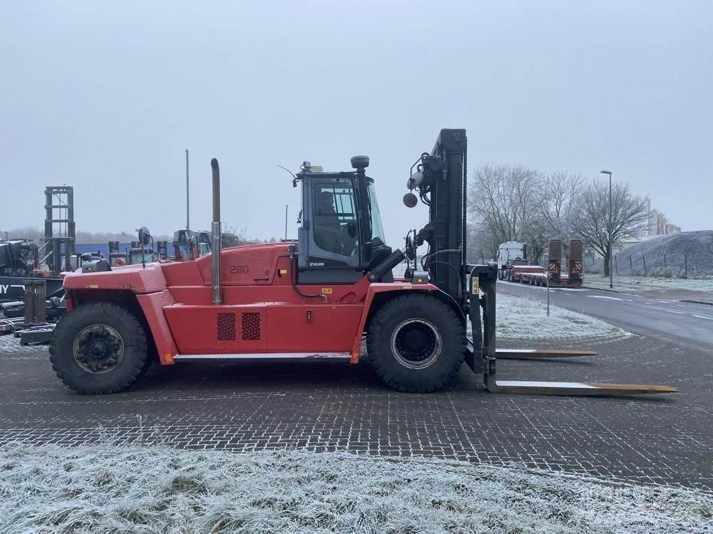 Kalmar DCG300-12LB Dieselstapler