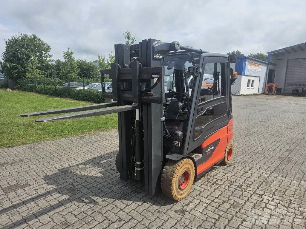 Linde E25-01 UVV Elektrostapler