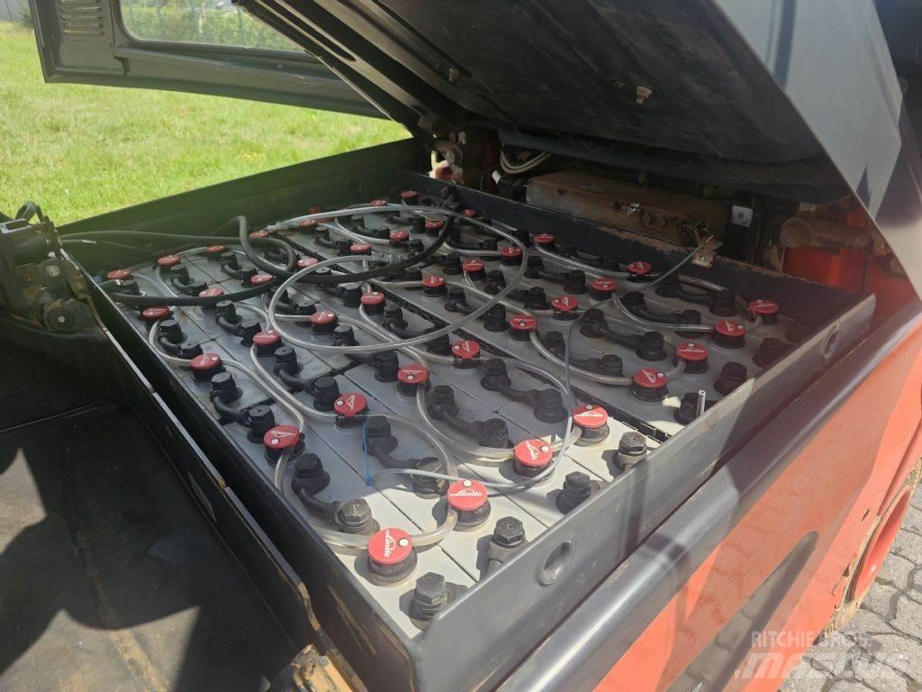 Linde E25-01 UVV Elektrostapler