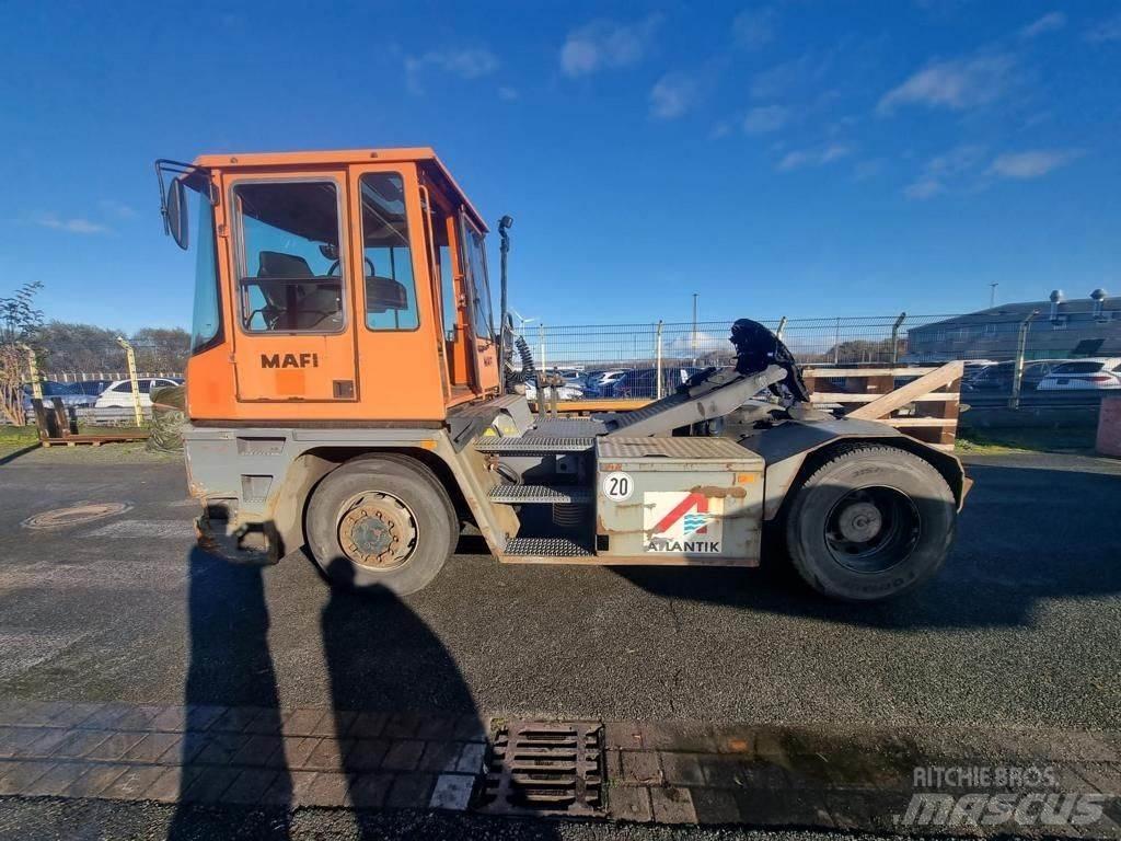 Mafi MT36 4x4DL Terminalzugmaschinen