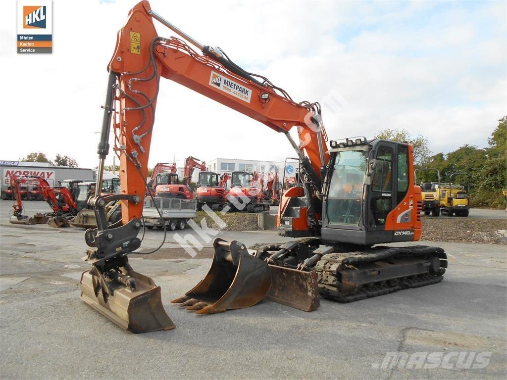 Doosan DX 140 LCR-5 Raupenbagger
