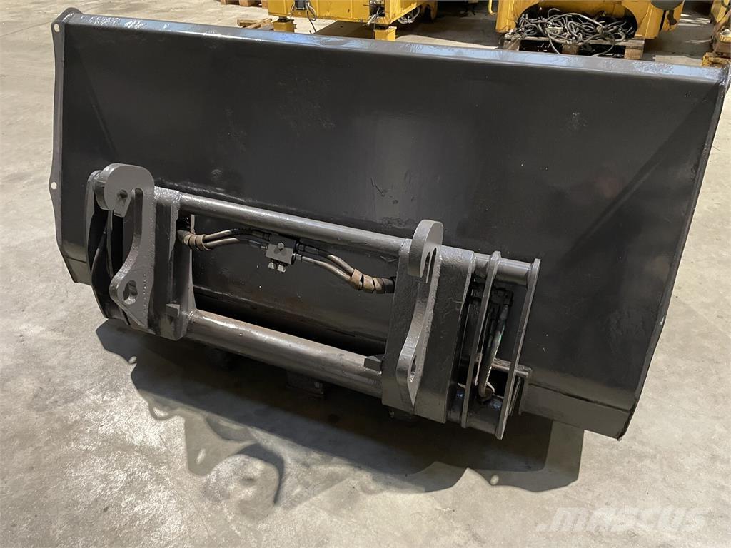  1.80 kbm Højtipskovl Schaufeln