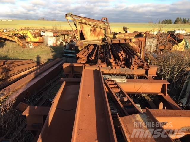  Bedding 600 ton Boote / Prahme