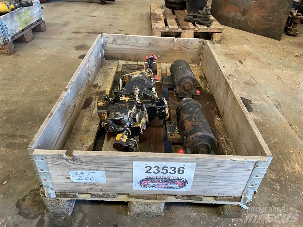  Diverse dele ex. Cat 206 Hydraulik