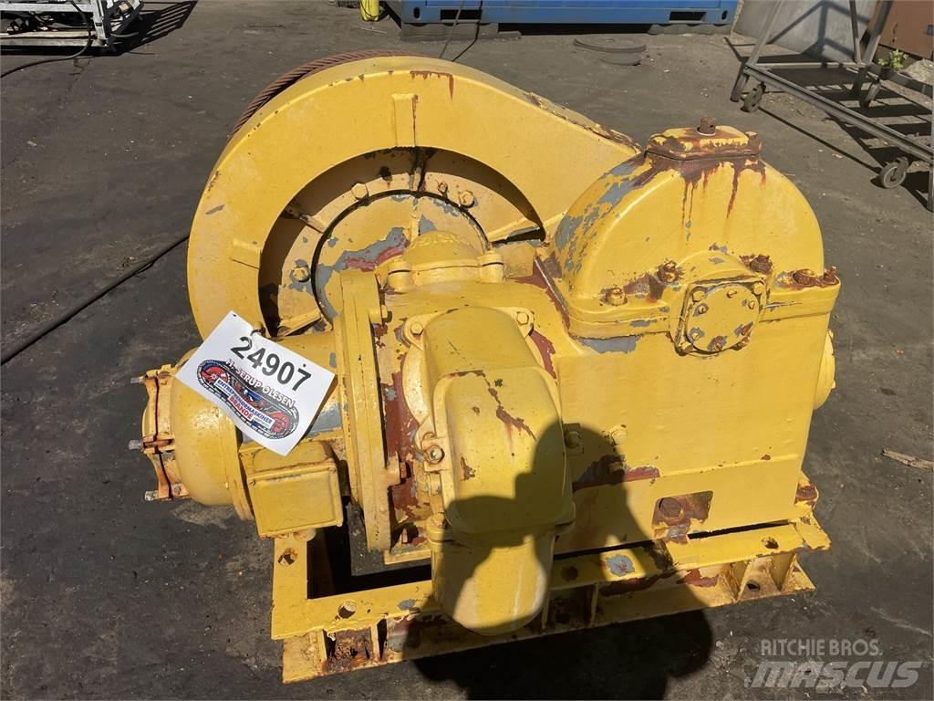  El-spil med gear og bremse Fahrstühle, Seilwinden und Bauaufzüge