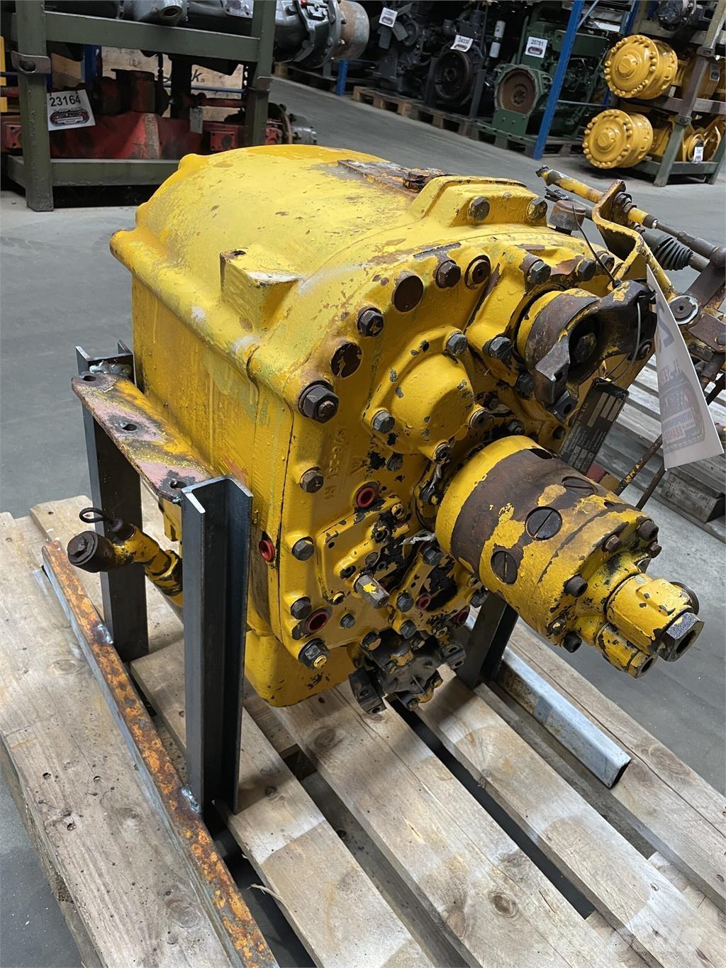 Hanomag 22C transmission Getriebe
