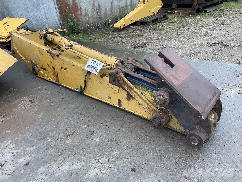 Komatsu PC150LC-3 gravearm Andere Zubehörteile