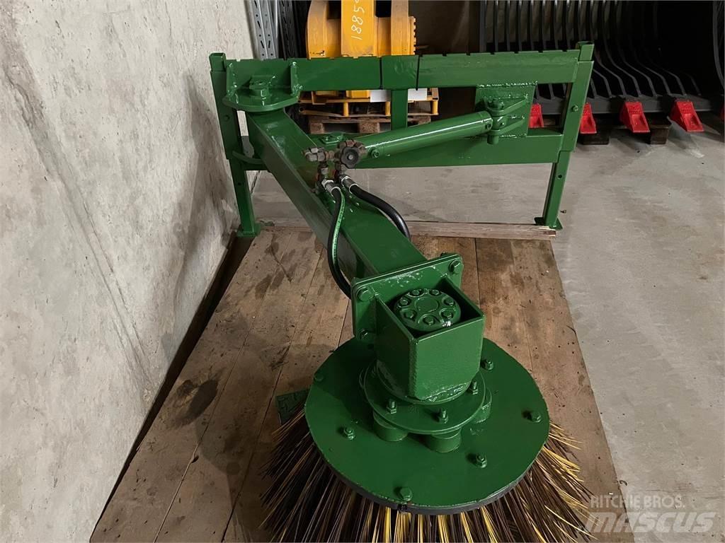  Kost med hydraulisk sving Sonstige Baumaschinen
