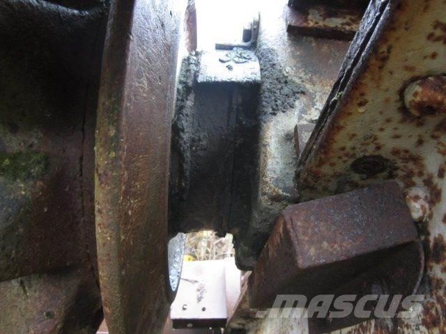  Piggvalskross - til ophug. Sonstige Baumaschinen