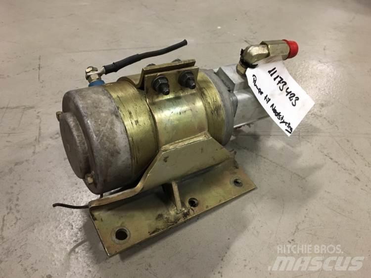  Pumpe til nødstyring Hydraulik