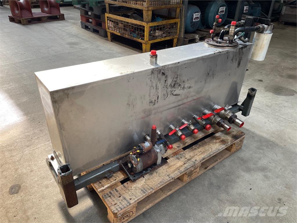  Tank, rustfri - ca. 200 Ltr. Andere Zubehörteile