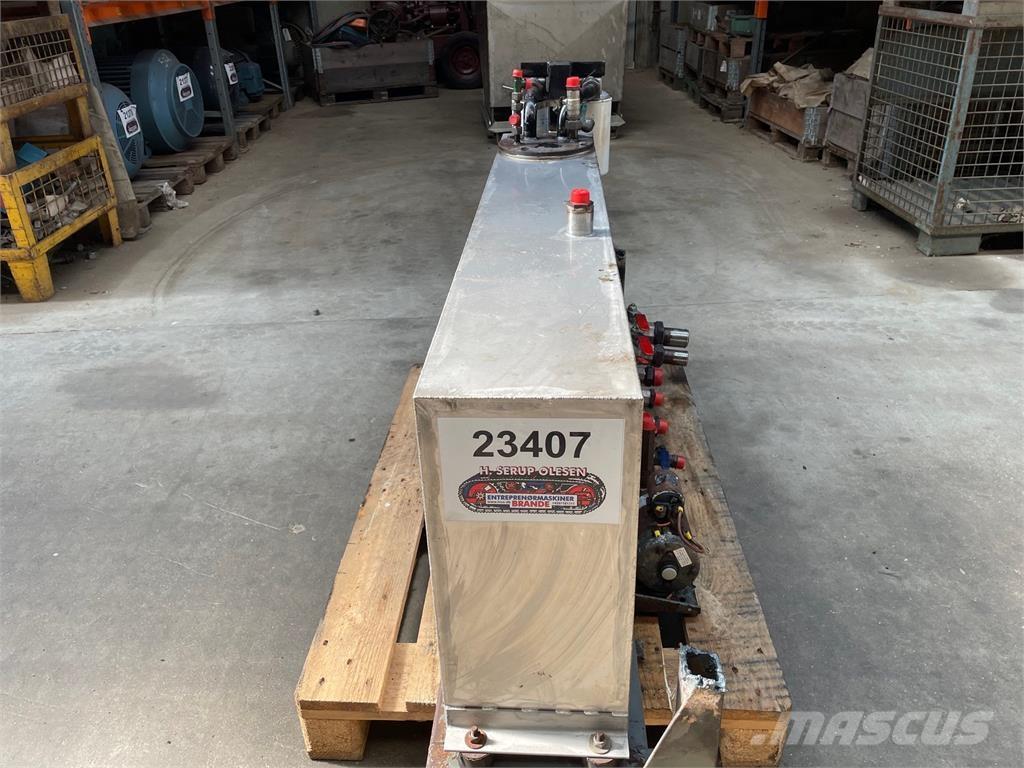  Tank, rustfri - ca. 200 Ltr. Andere Zubehörteile