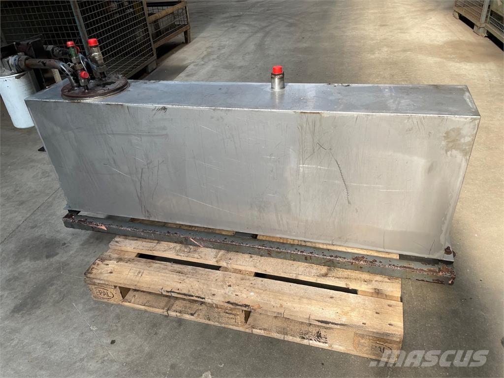  Tank, rustfri - ca. 200 Ltr. Andere Zubehörteile