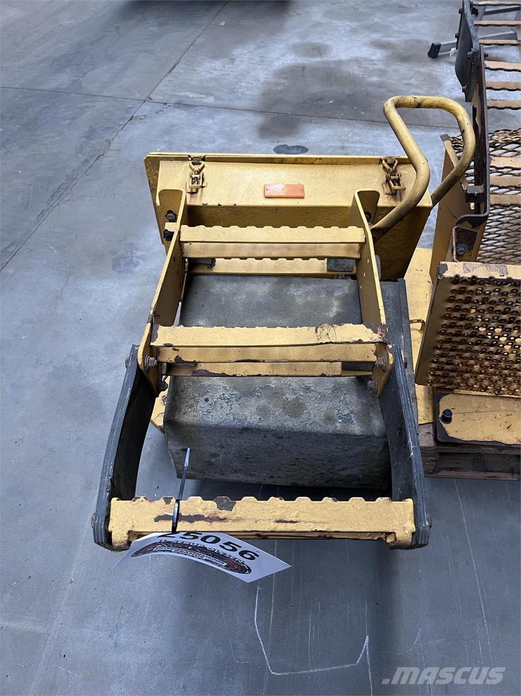  Trappe, Volvo L90E Andere Zubehörteile