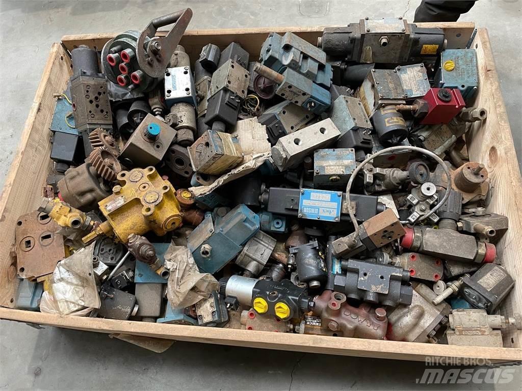  Ventiler, el og hydraulik Sonstige Baumaschinen
