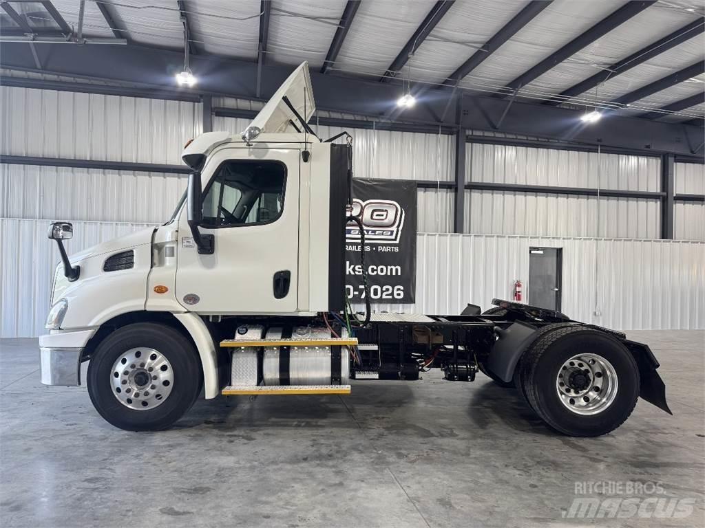 Freightliner CA113 Sattelzugmaschinen