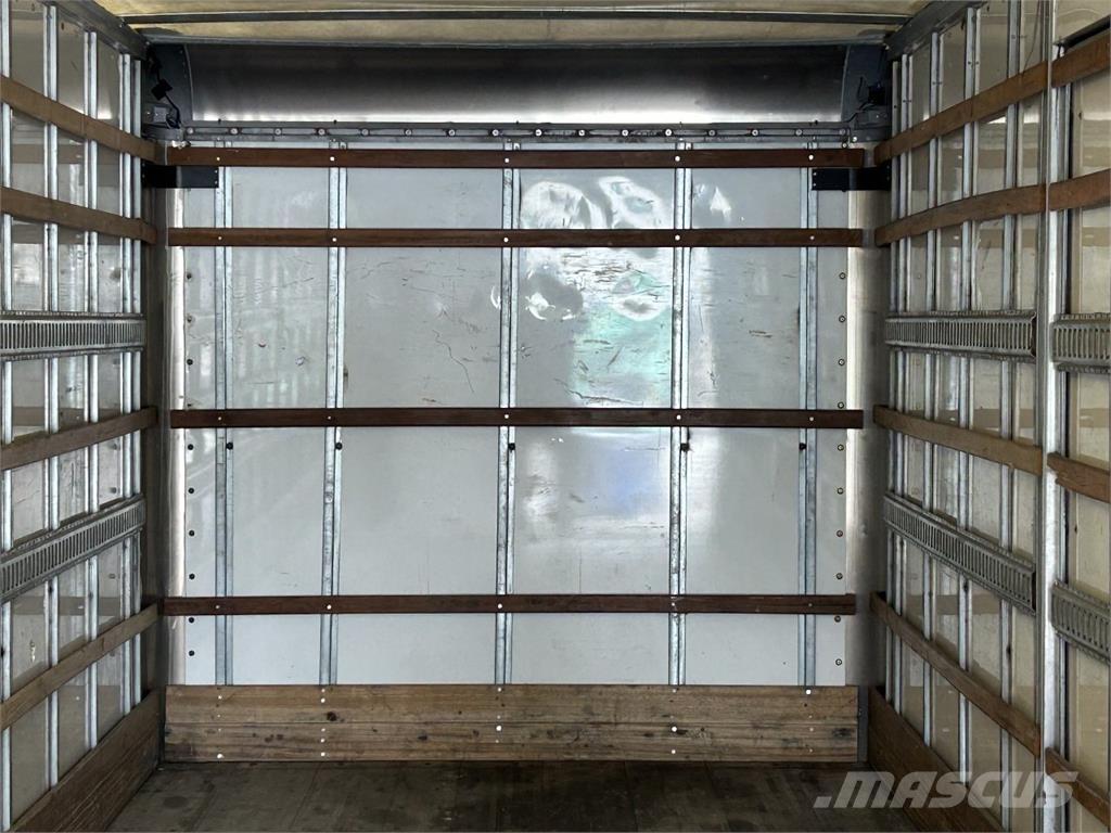 Freightliner M2 Kofferaufbau