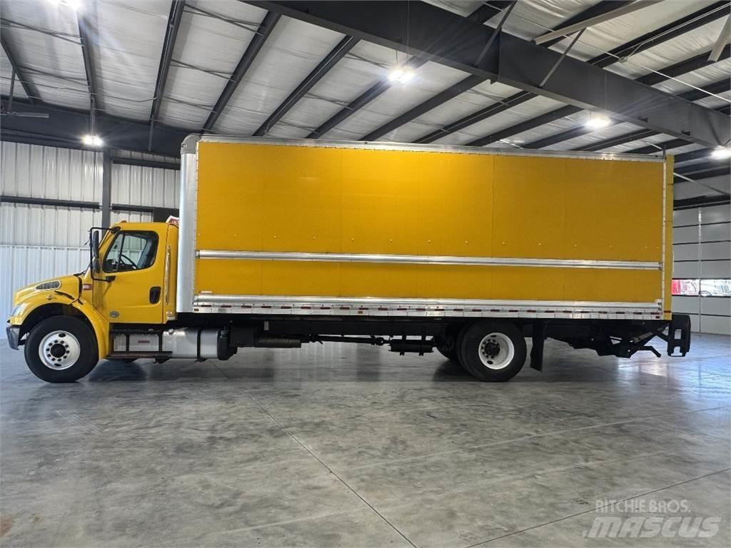Freightliner M2 106 Kofferaufbau