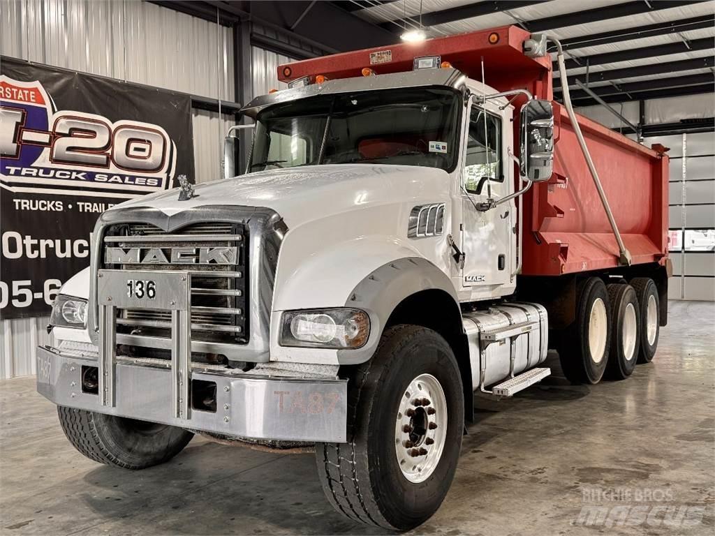 Mack GU713 Kipper
