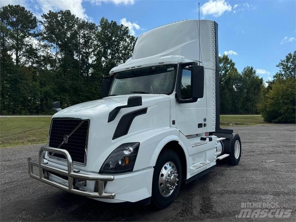 Volvo VNL42T300 Sattelzugmaschinen