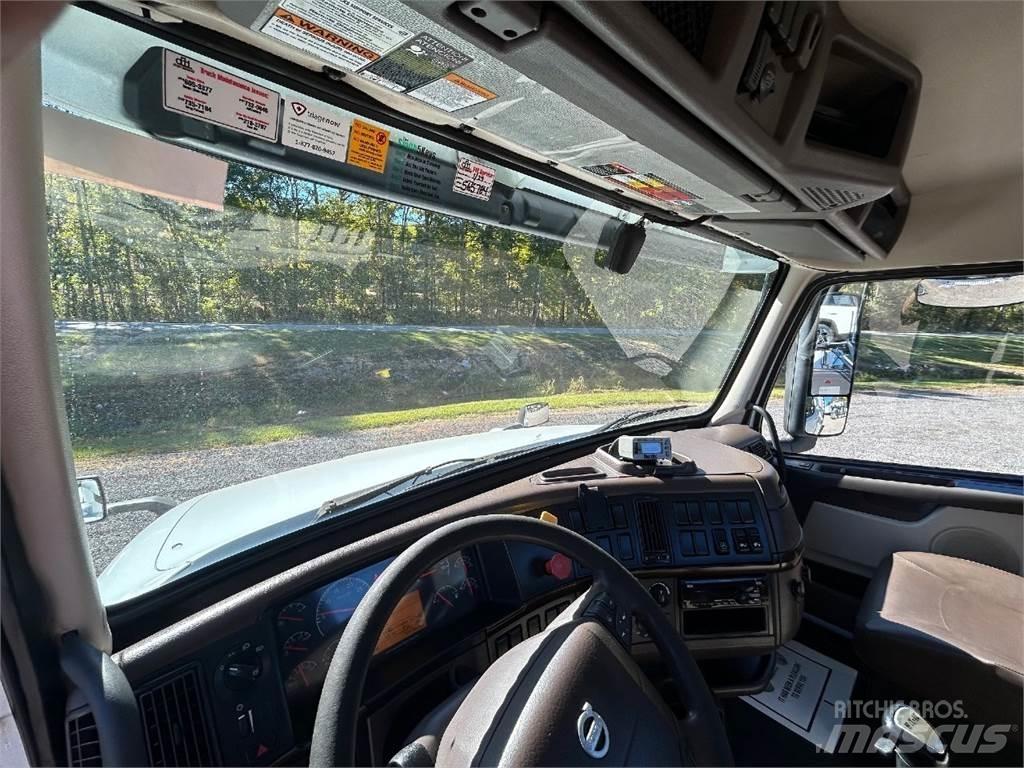 Volvo VNL42T300 Sattelzugmaschinen