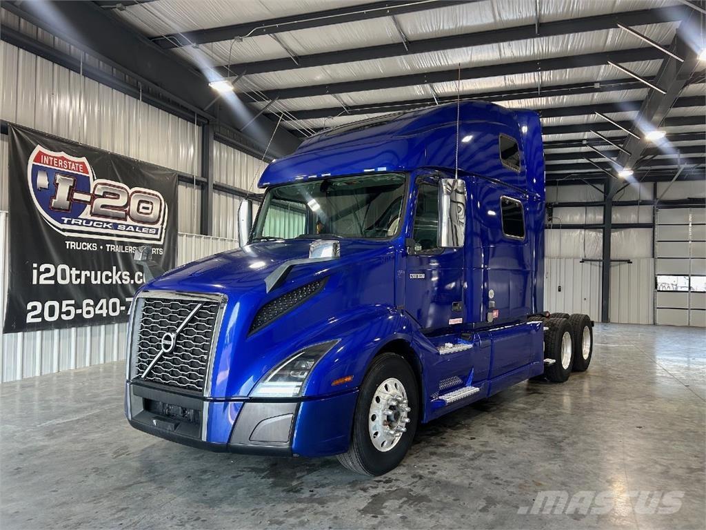 Volvo VNL860 Sattelzugmaschinen